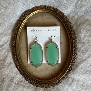 Kendra Scott Danielle Earrings in Chalcedony